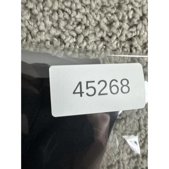 Zion Rootswear Shirt Mens Small Black Crewneck Reggae Rasta Smoking Graphic Tee - Picture 8 of 8